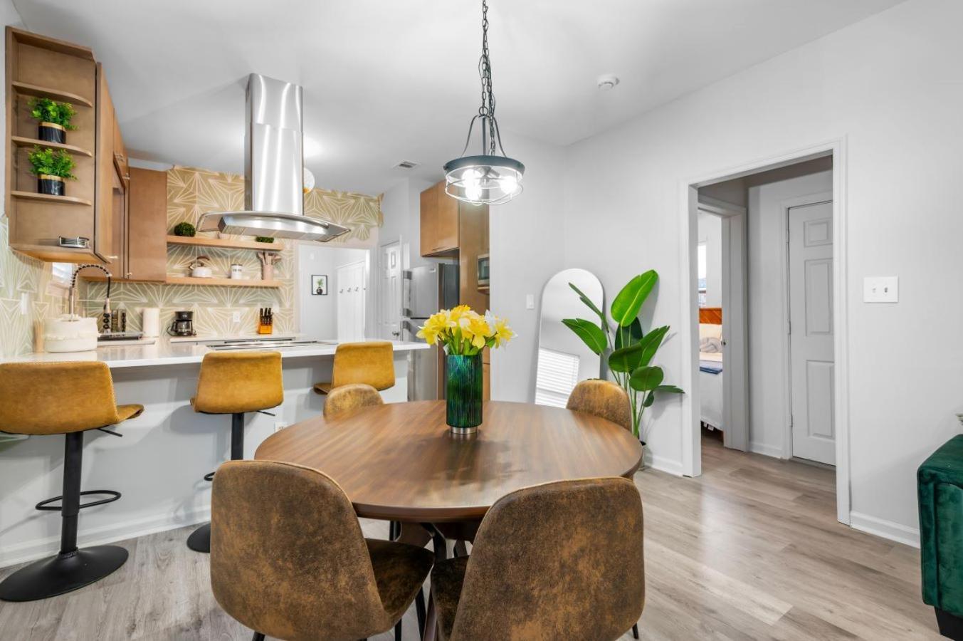 5Min To River Street, Dt - Spacious - Free Parking Savannah Bagian luar foto