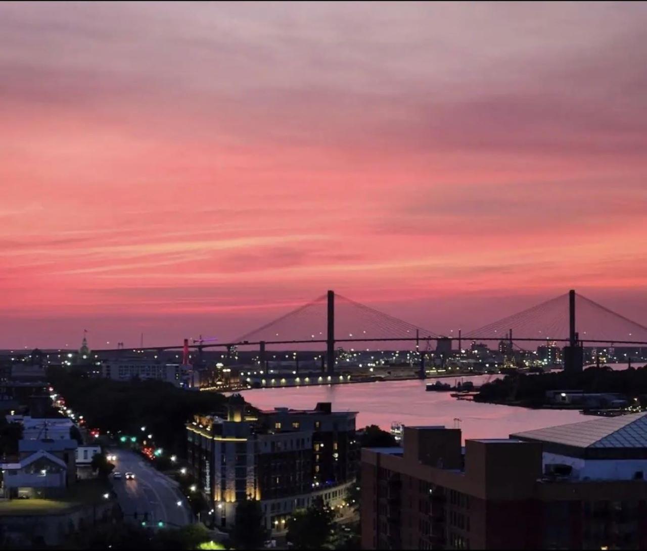 5Min To River Street, Dt - Spacious - Free Parking Savannah Bagian luar foto
